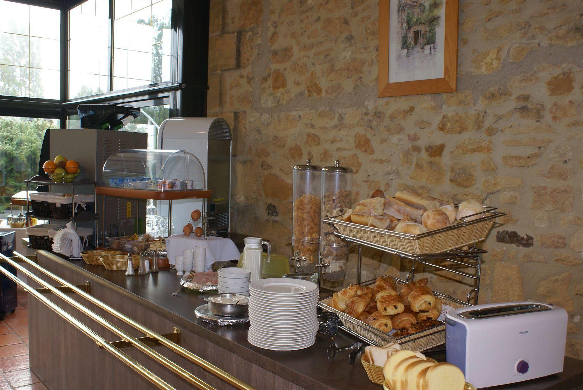 Hotel Restaurant La Verperie Sarlat-la-Caneda Luaran gambar